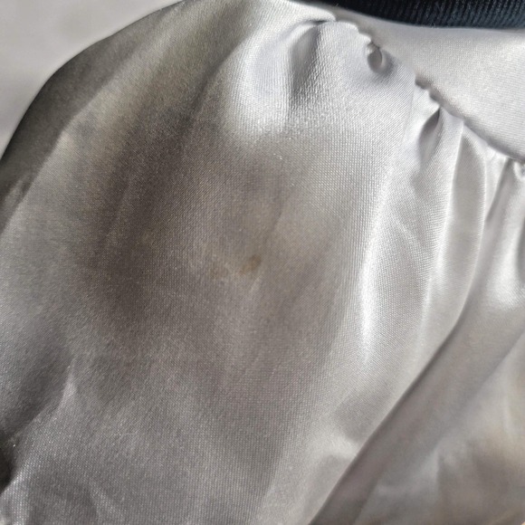 Vintage Vermont Teddy Bear Co Plush White Gown Purple Hat Medium USA 1993 - Picture 10 of 14